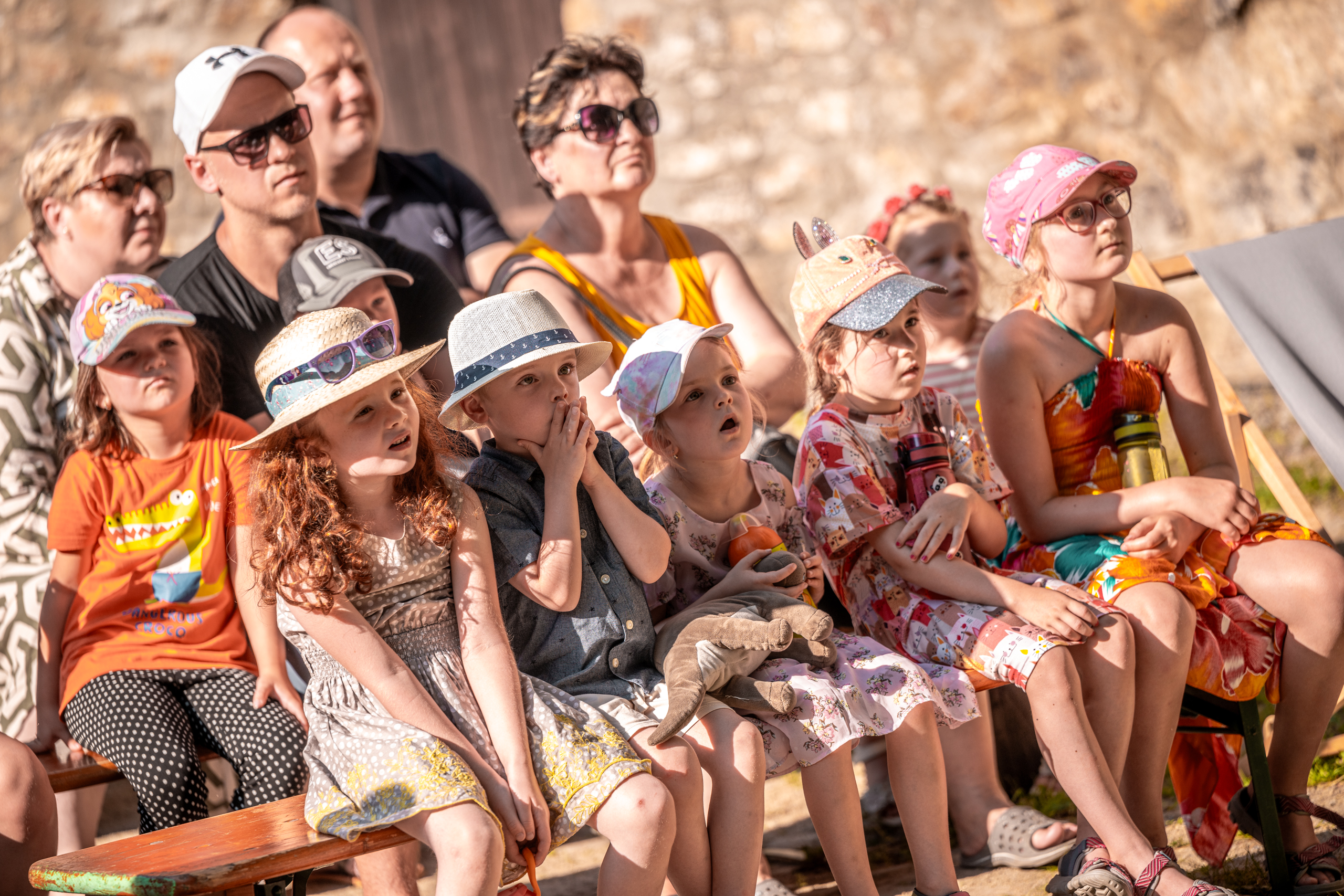 Parkán v ulici Matky Boží ožil nedělními pohádkami